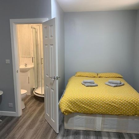 Grays Accommodation B&B المظهر الخارجي الصورة