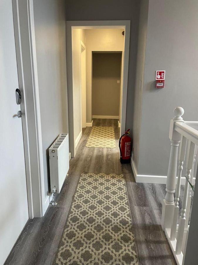 Grays Accommodation B&B المظهر الخارجي الصورة