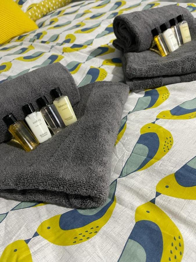 Grays Accommodation B&B المظهر الخارجي الصورة