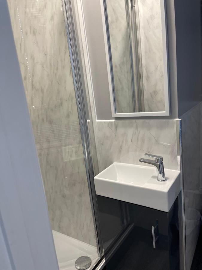 Grays Accommodation B&B المظهر الخارجي الصورة